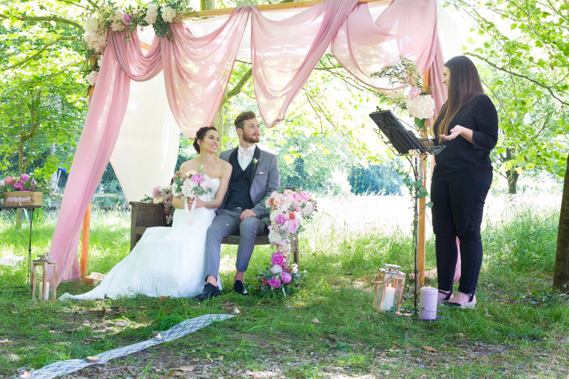 Cérémonie laïque et officiant : découvrez en plus sur ces termes encore peu connus