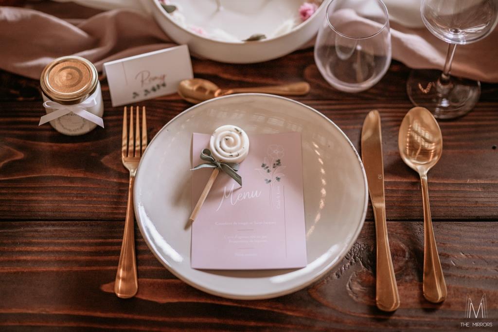 Interview de Sandra de l'Agence Crealyna - Spécialisée en papeterie de mariages