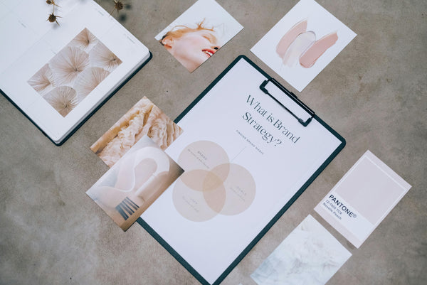 Créer une offre irrésistible dès ses débuts : les étapes clés pour démarrer fort en Wedding planning et Design