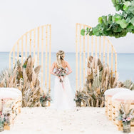 Pack Destination & Wedding Expert